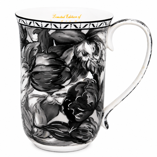 Elegancki Kubek Porcelanowy 400 ml – Czarno-Biały Motyw Kwiatowy