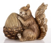 Figurka Dekoracyjna Śpiąca Wiewiórka z Żołędziem 13 cm