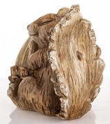 Figurka Dekoracyjna Śpiąca Wiewiórka z Żołędziem 13 cm